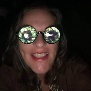 Meet your Posher, Karin